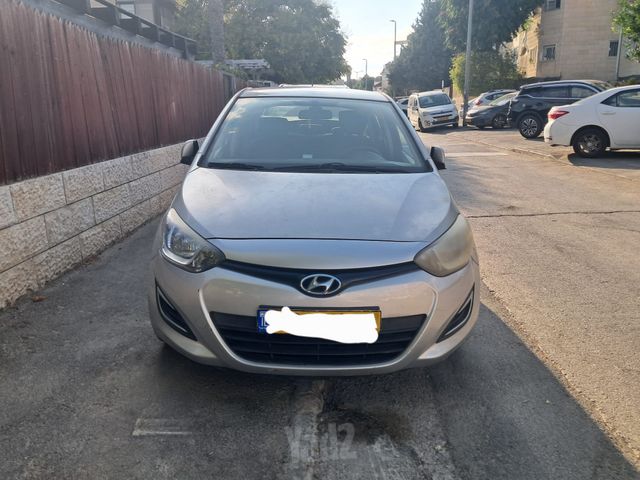 מודעת רכב יונדאי i20