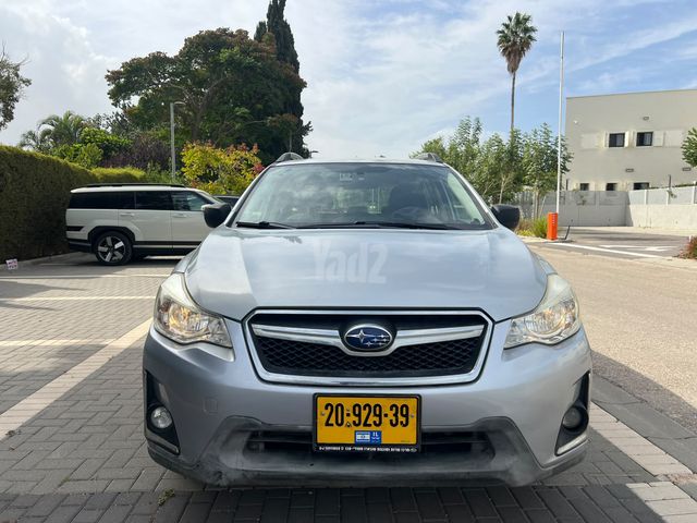 מודעת רכב סובארו XV