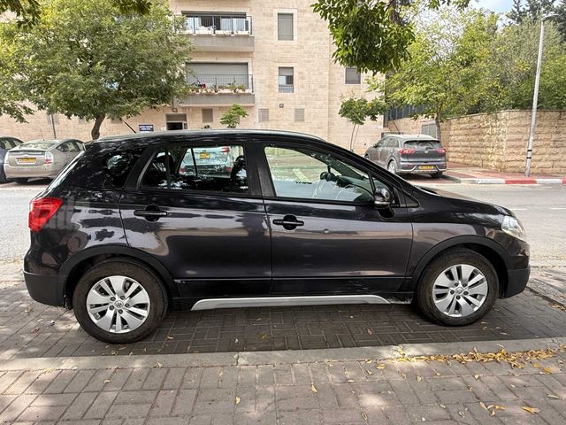 מודעת רכב סוזוקי SX4