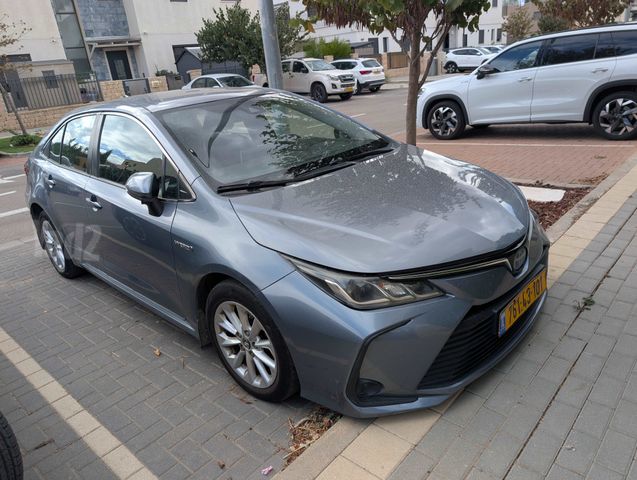 מודעת רכב טויוטה קורולה