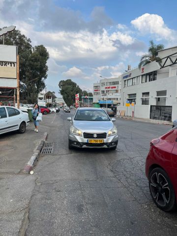 מודעת רכב סוזוקי קרוסאובר