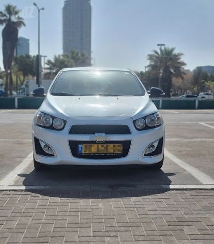 מודעת רכב שברולט סוניק