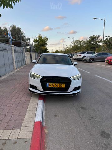 מודעת רכב אאודי A3