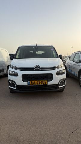 מודעת רכב סיטרואן ברלינגו