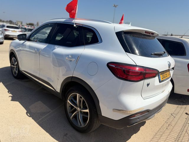 מודעת רכב אם ג'י EHS PHEV 2