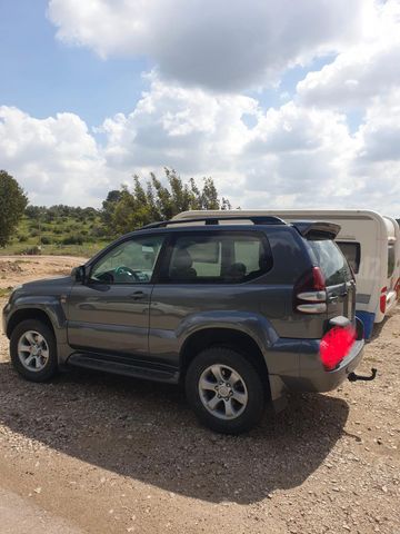 מודעת רכב טויוטה לנד קרוזר
