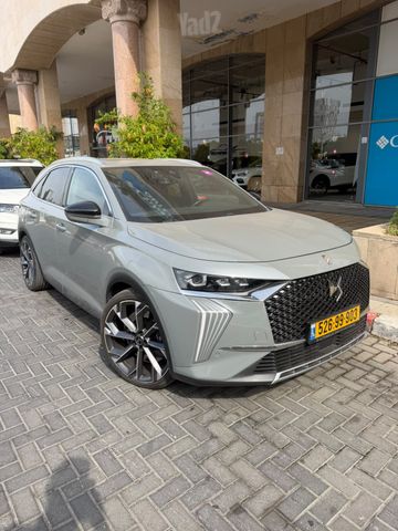מודעת רכב די.אס 7