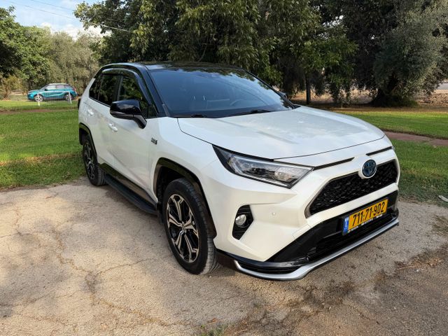 מודעת רכב טויוטה RAV4