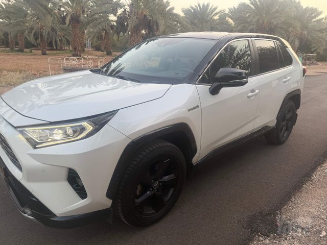 מודעת רכב טויוטה RAV4