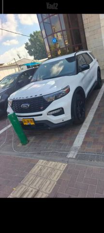 מודעת רכב פורד אקספלורר