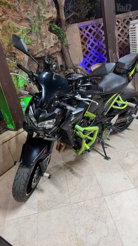מודעת רכב קאוואסאקי Z900