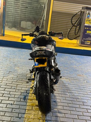 מודעת רכב קאוואסאקי Z900