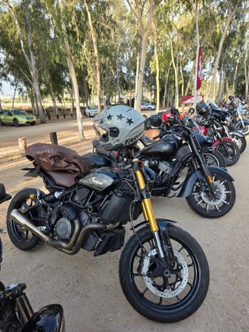 מודעת רכב אינדיאן FTR1200