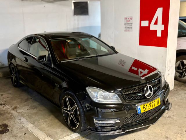 מודעת רכב מרצדס-בנץ C-class