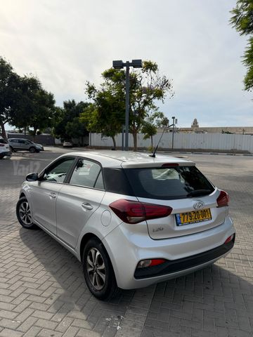 מודעת רכב יונדאי i20 1