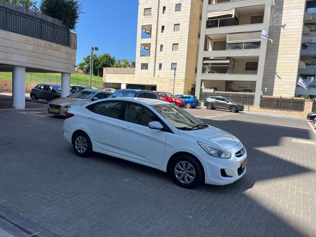 מודעת רכב יונדאי אקסנט i25