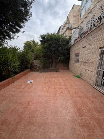 דירת גן להשכרה בירושלים — 2