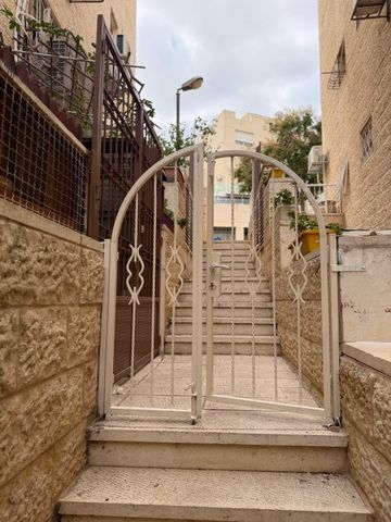 דירת גן להשכרה בירושלים — 4