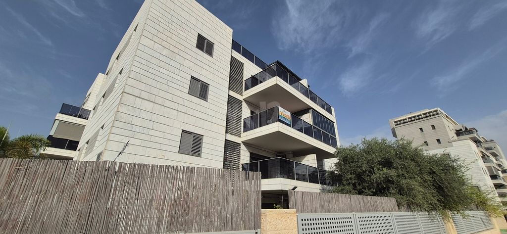 דירה, ראש העין