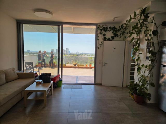 גג/ פנטהאוז להשכרה בתל אביב יפו (תיווך)