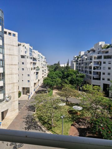 דירה להשכרה בתל אביב יפו (תיווך) — 4