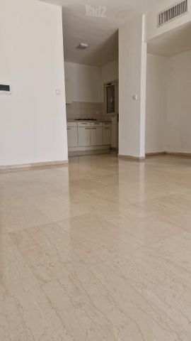 דירה להשכרה בתל אביב יפו (תיווך) — 2