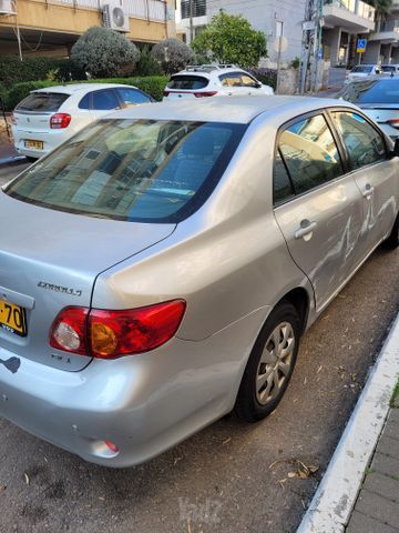 מודעת רכב טויוטה קורולה