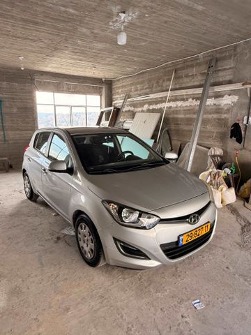 מודעת רכב יונדאי i20