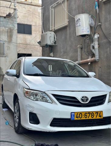 מודעת רכב טויוטה קורולה