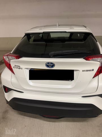מודעת רכב טויוטה C-HR
