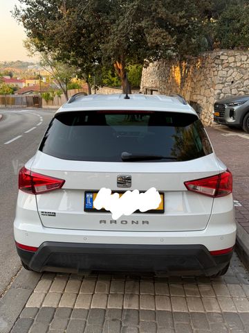 מודעת רכב סיאט ארונה