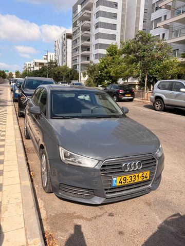 מודעת רכב אאודי A1