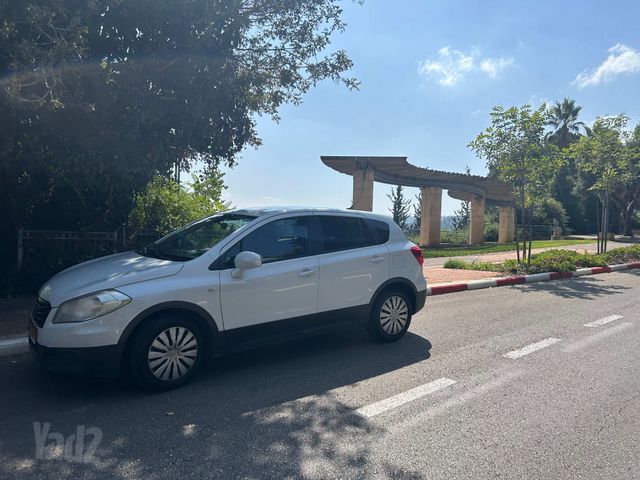 מודעת רכב סוזוקי קרוסאובר