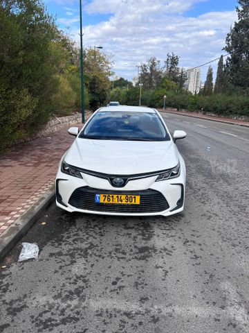 מודעת רכב טויוטה קורולה