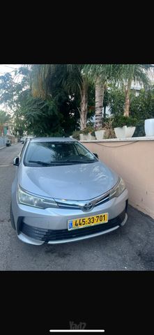 מודעת רכב טויוטה קורולה