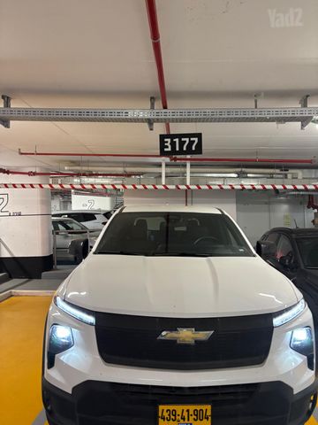 מודעת רכב שברולט סילברדו EV