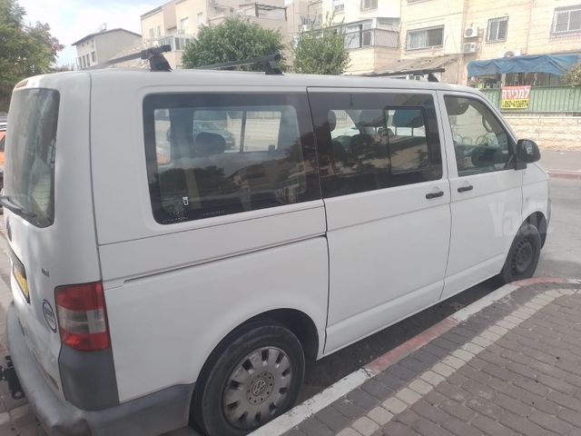 מודעת רכב פולקסווגן טרנספורטר