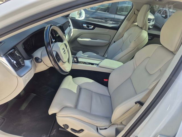 מודעת רכב וולוו XC60 2