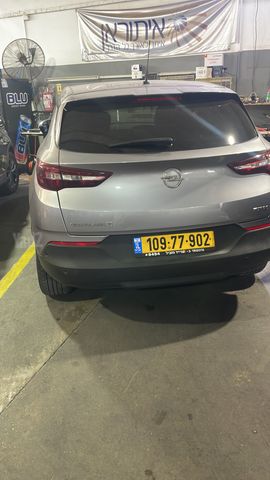 מודעת רכב אופל גרנדלנד