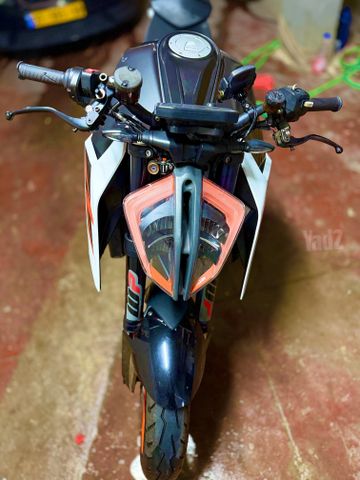 מודעת רכב KTM Naked Super Duke 1290R