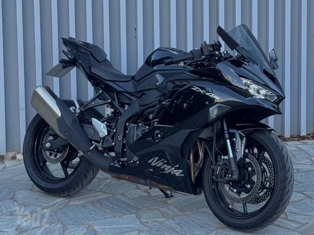 מודעת רכב קאוואסאקי ZX4R