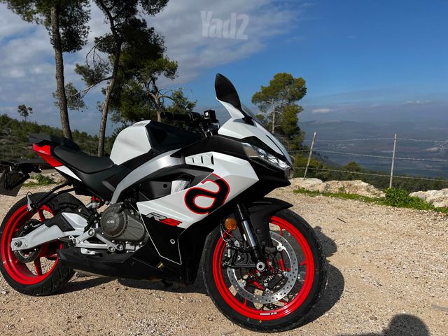 מודעת רכב אפריליה RS 457
