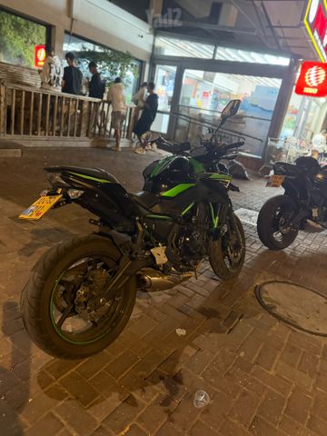 מודעת רכב קאוואסאקי Z650
