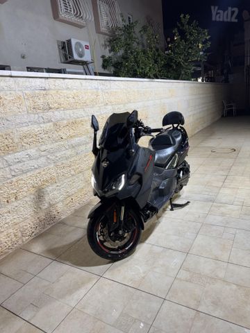 מודעת רכב סאן יאנג TL500