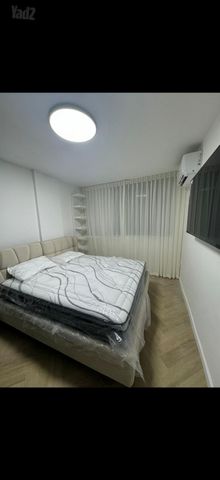 שמחה הולצברג 32