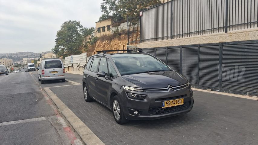 מודעת רכב סיטרואן C4 פיקאסו