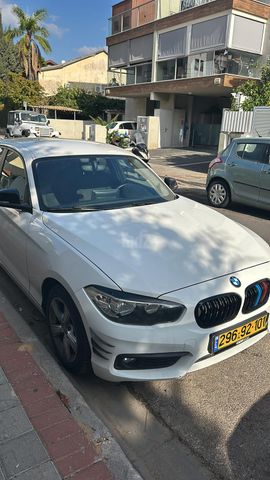 מודעת רכב ב מ וו סדרה 1