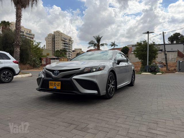מודעת רכב טויוטה קאמרי