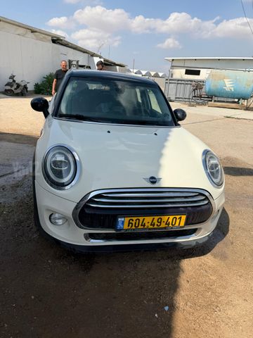 מודעת רכב מיני קופר