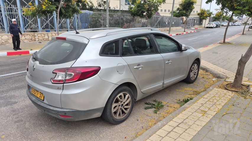 מודעת רכב רנו מגאן